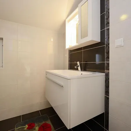 Apartament Marinko, No 1 *