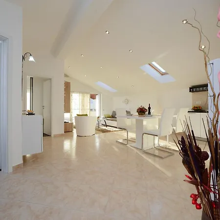 Apartmán Marinko, No 1 *