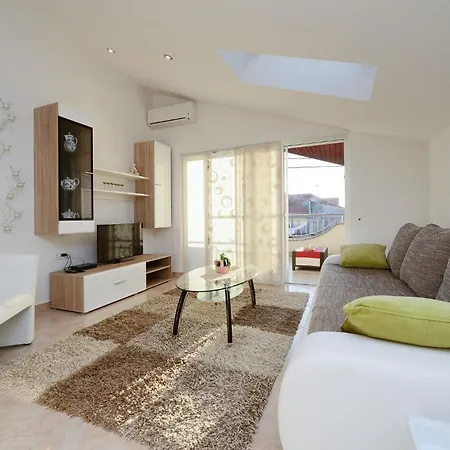 Marinko, No 1 Apartmán Zadar